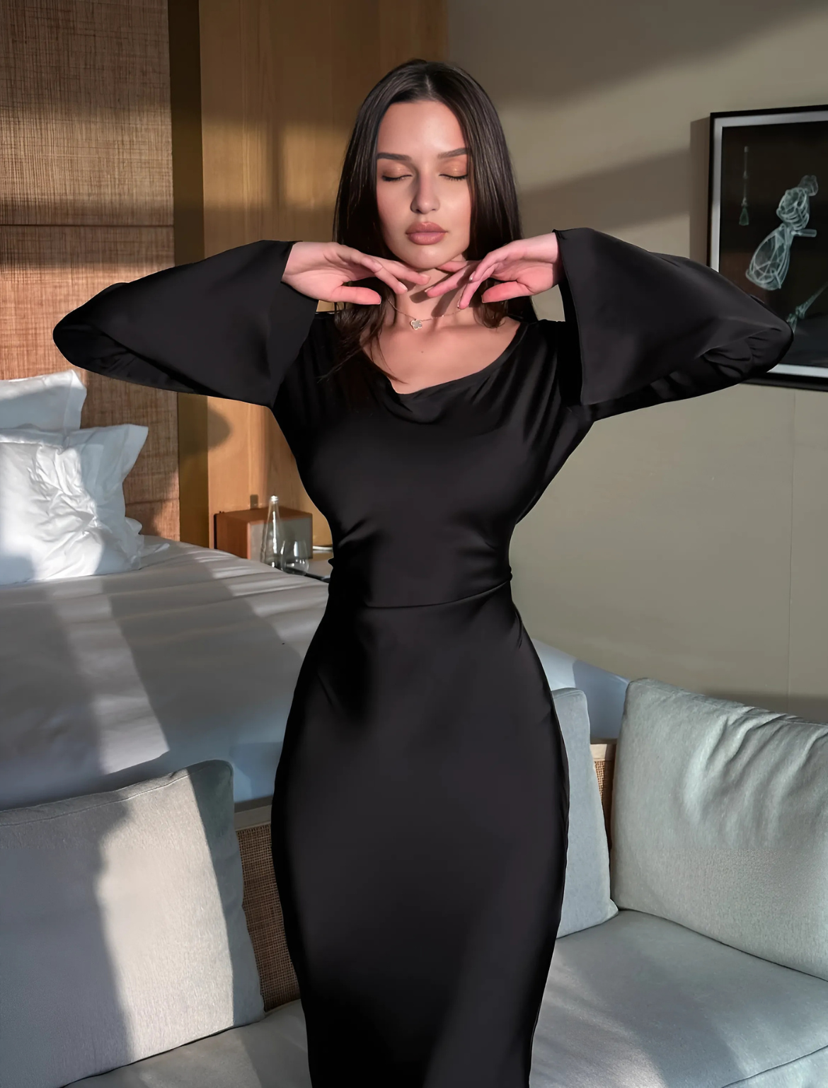 Silk & Shine Dress - black
